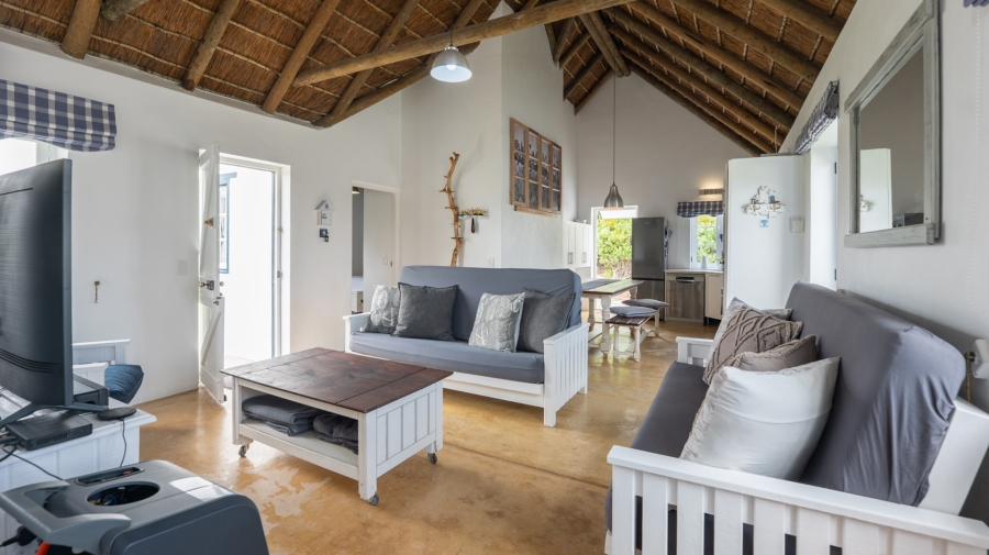 To Let 3 Bedroom Property for Rent in Struisbaai Western Cape